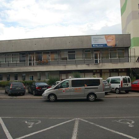 Hostel Family Erasmus Center Varsóvia Exterior foto